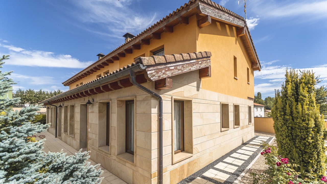 Photo of Outdoor in Espeja de San Marcelino