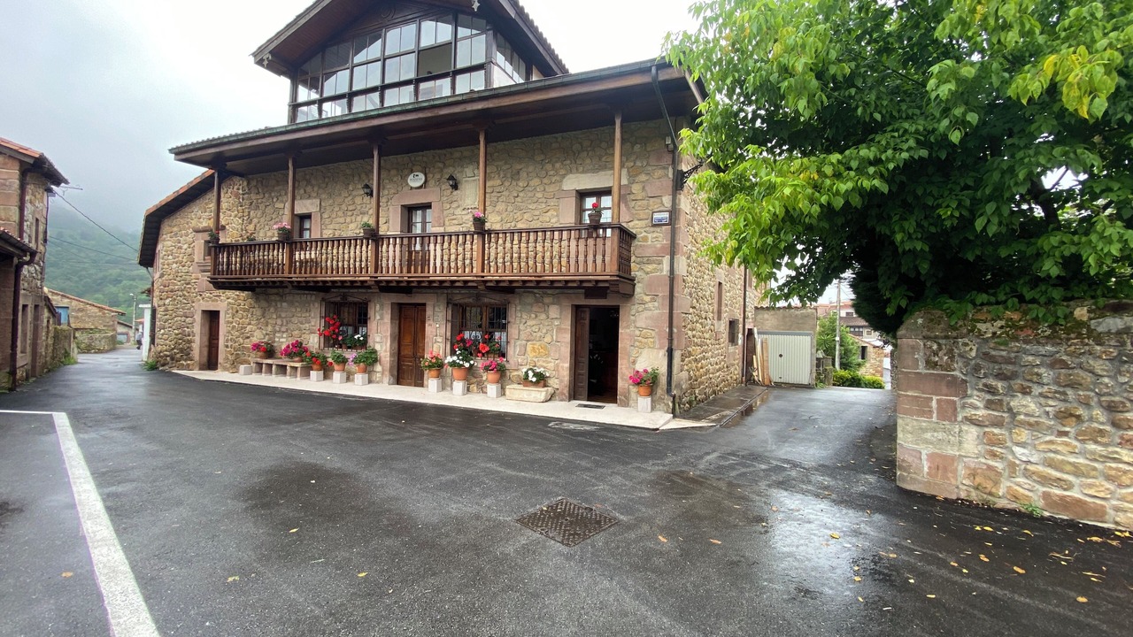 Photo of Outdoor in Celis