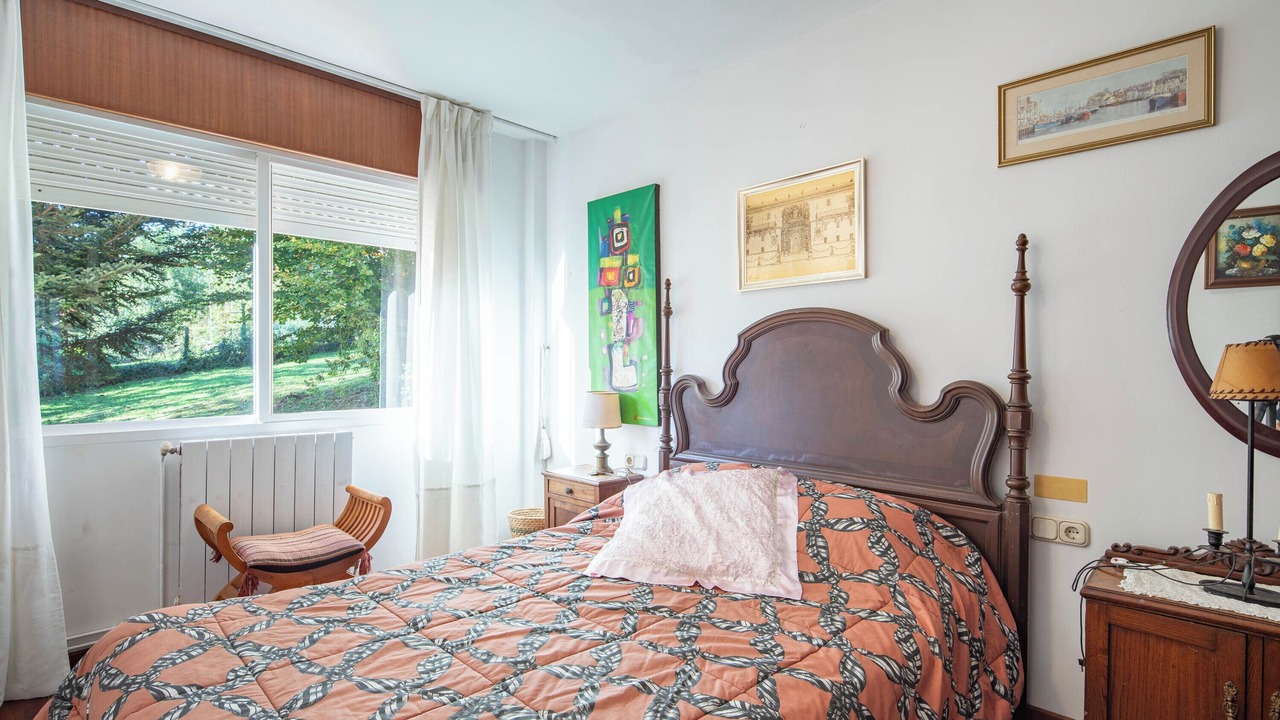 Photo of Bedroom in Callobre
