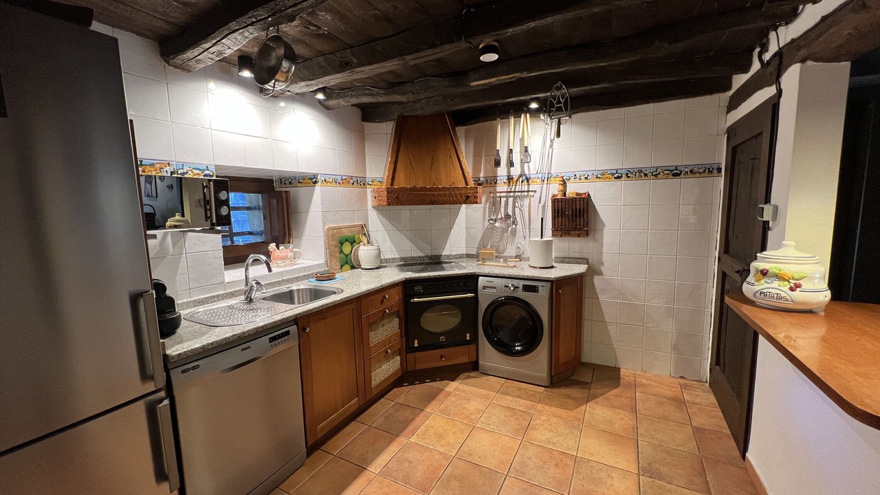Photo of Kitchen in Molinos de Razon