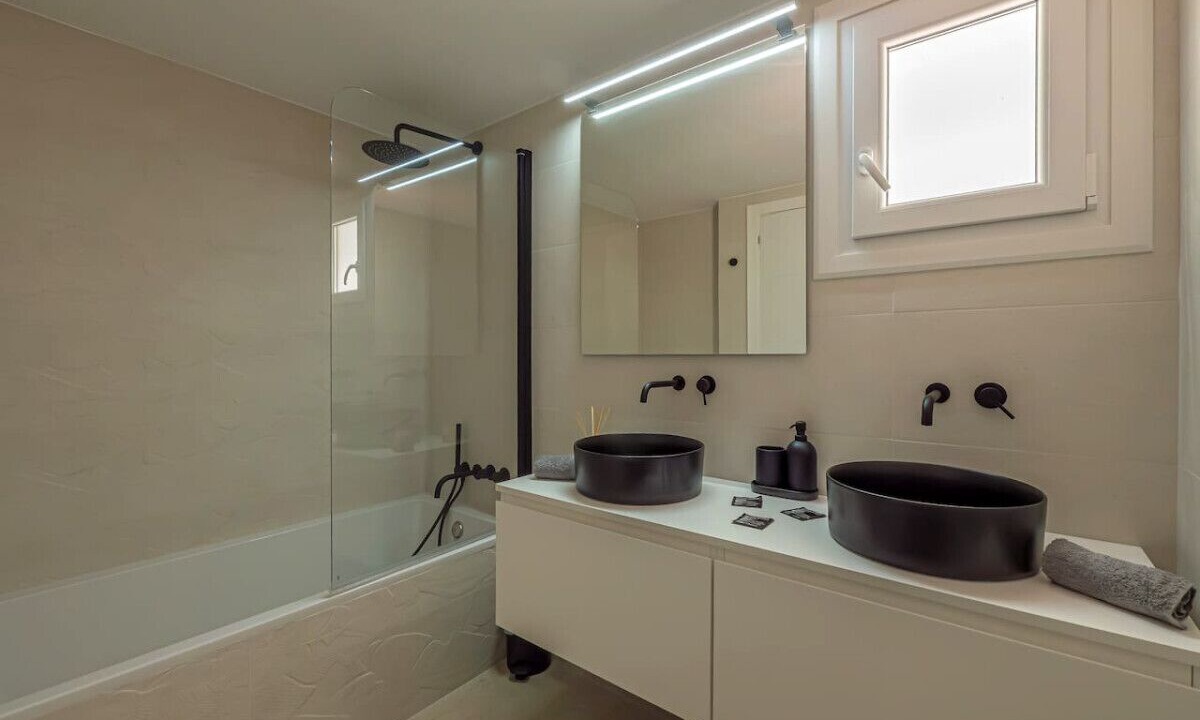 Photo of Bathroom in Cala Llonga
