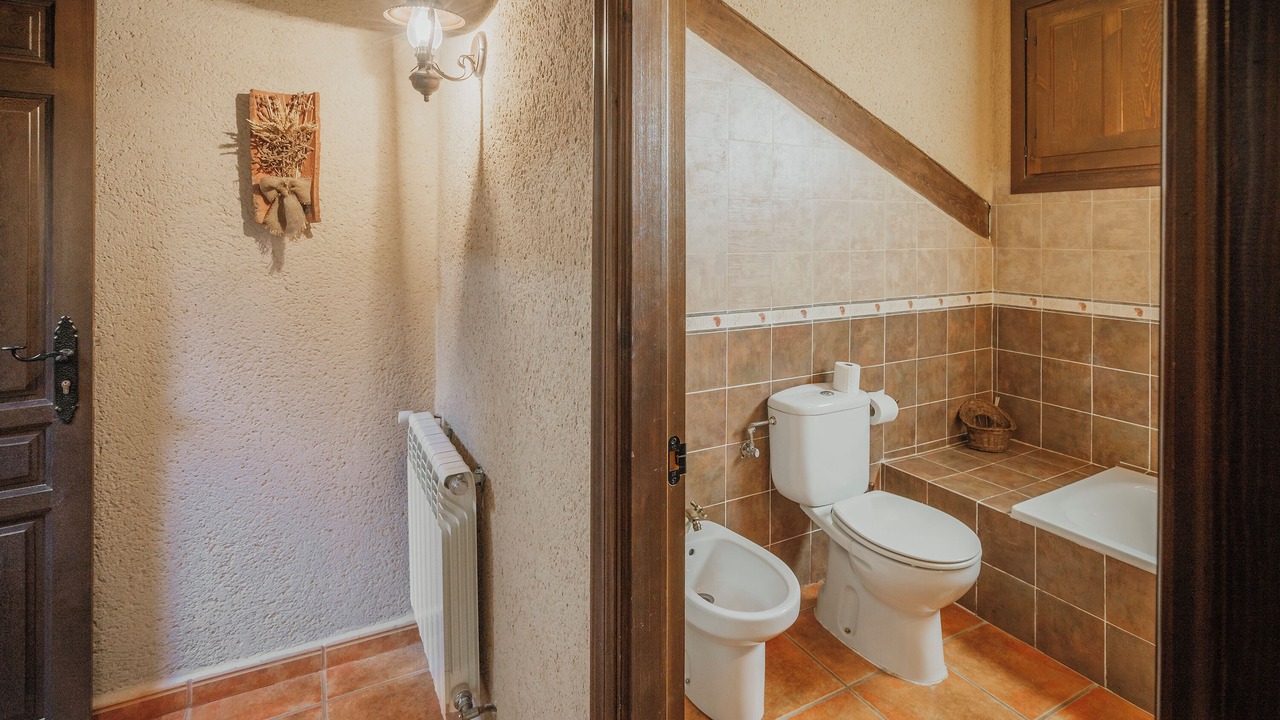 Photo of Bathroom in Turrubuelo