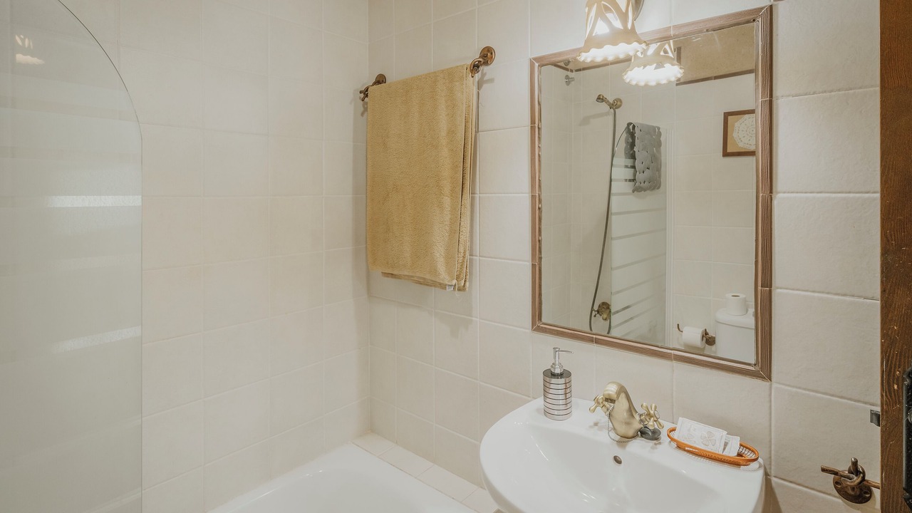 Photo of Bathroom in Turrubuelo