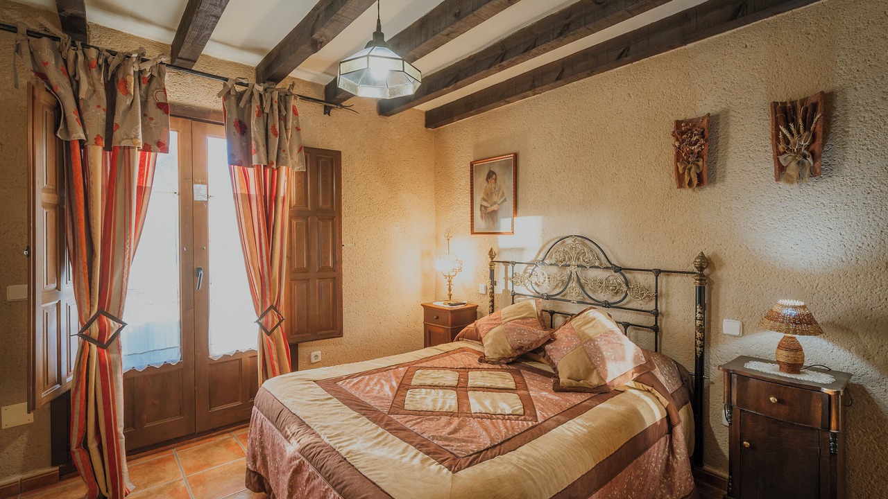 Photo of Bedroom in Turrubuelo