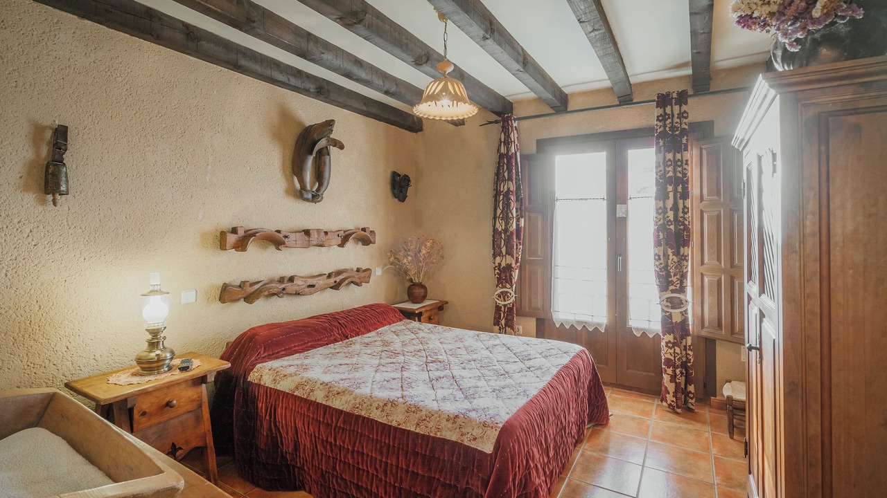 Photo of Bedroom in Turrubuelo