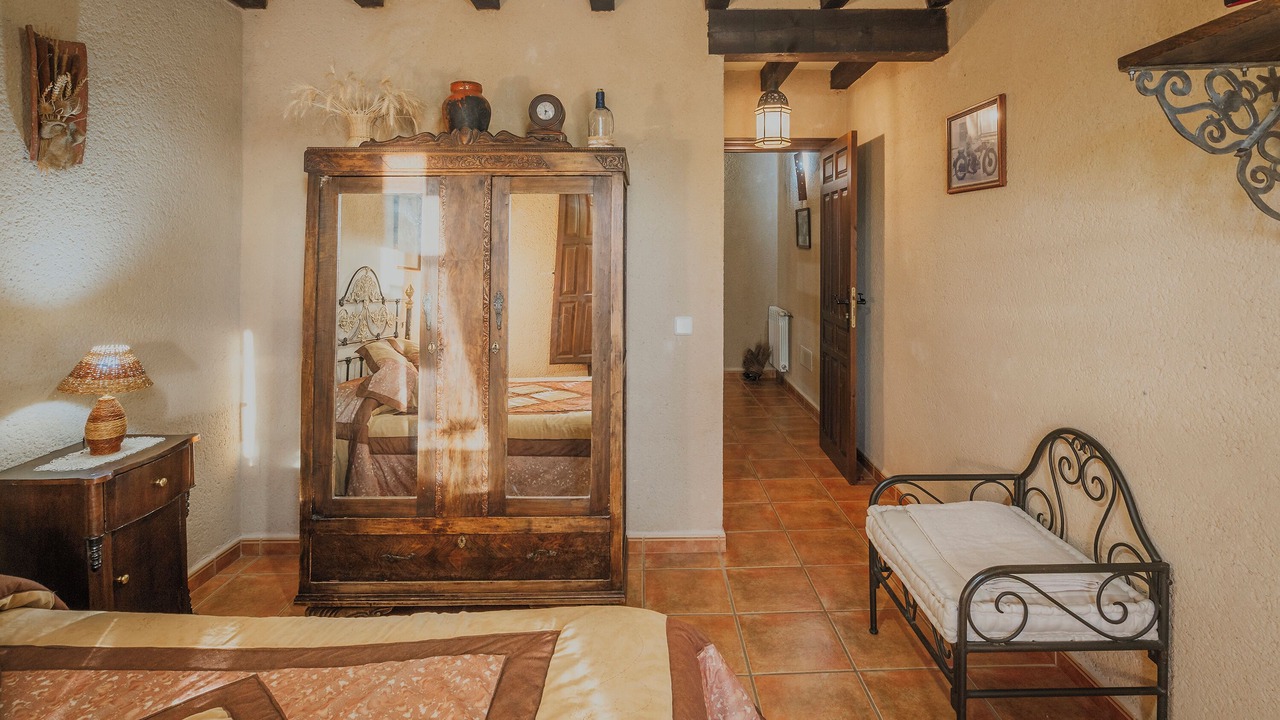 Photo of Bedroom in Turrubuelo