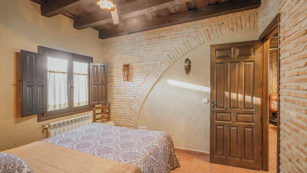Photo of Bedroom in Turrubuelo