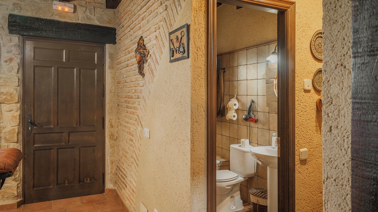 Photo of Bathroom in Turrubuelo