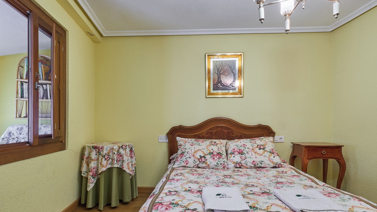Photo of Bedroom in Cimanes del Tejar