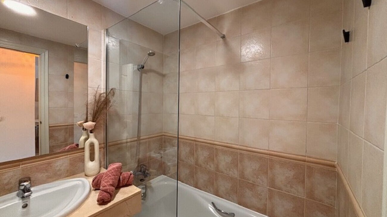 Photo of Bathroom in Pals