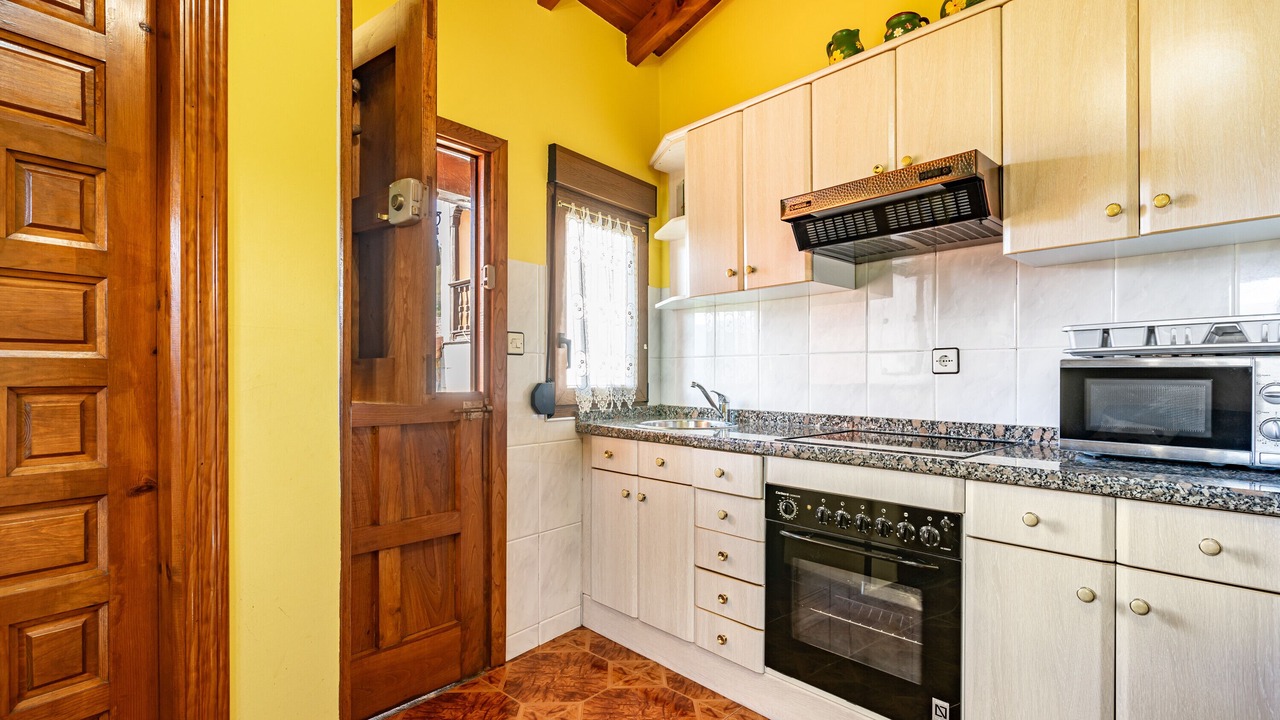 Photo of Kitchen in Llenin