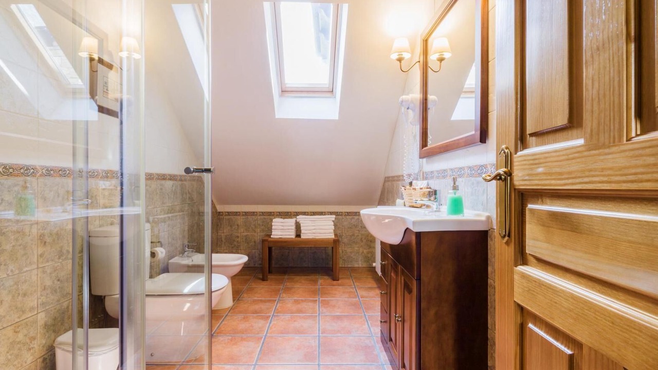 Photo of Bathroom in Caboalles de Abajo