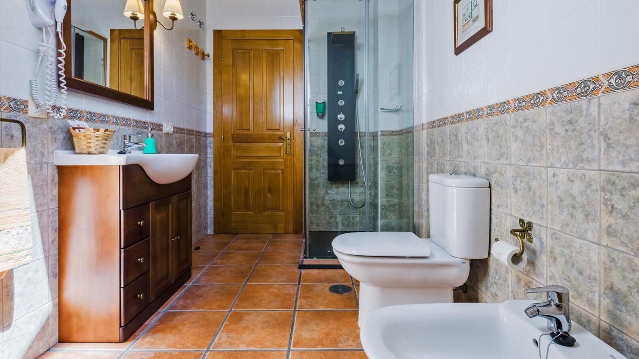 Photo of Bathroom in Caboalles de Abajo