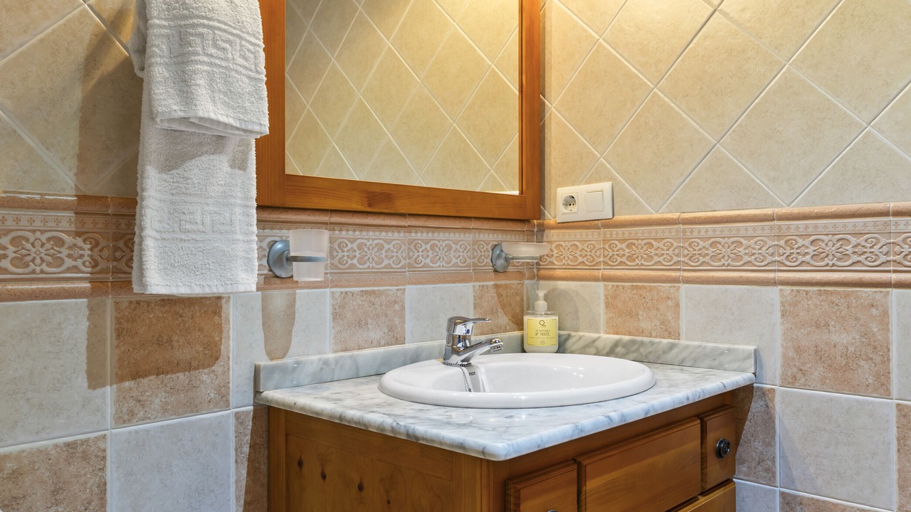 Photo of Bathroom in Llenin