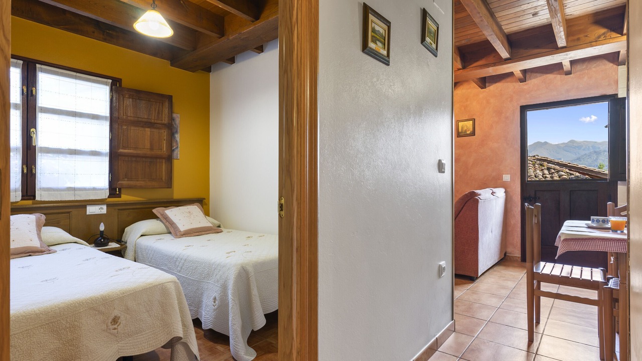 Photo of Bedroom in Llenin