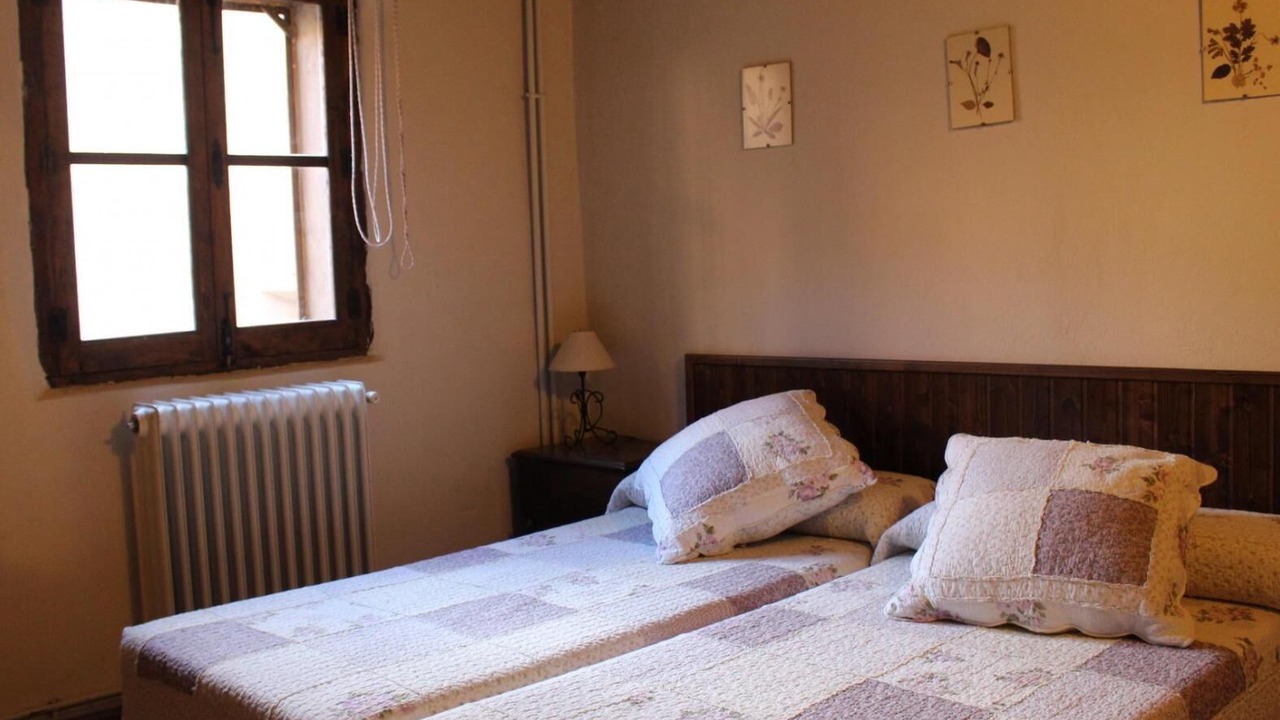Photo of Bedroom in Velamazan