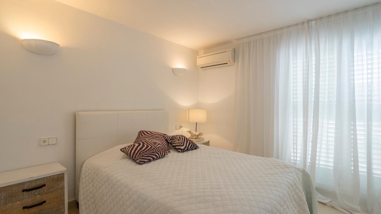 Photo of Bedroom in Figueretas