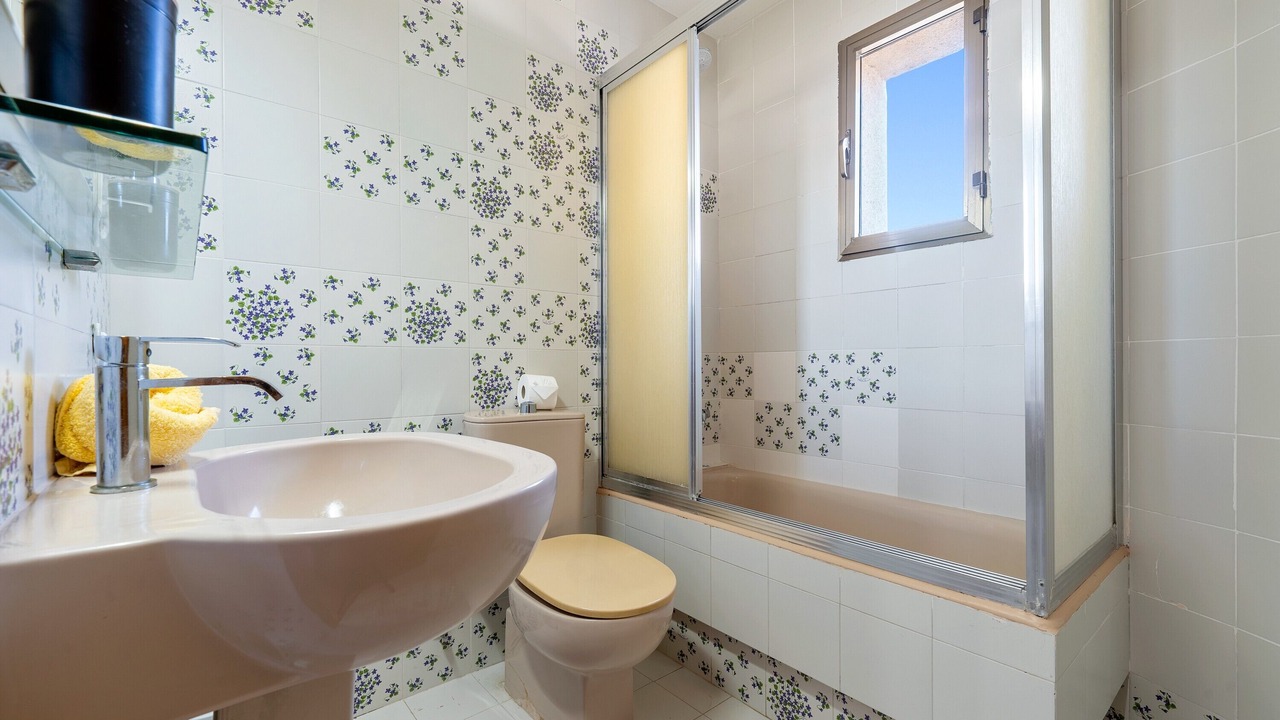 Photo of Bathroom in Deltebre