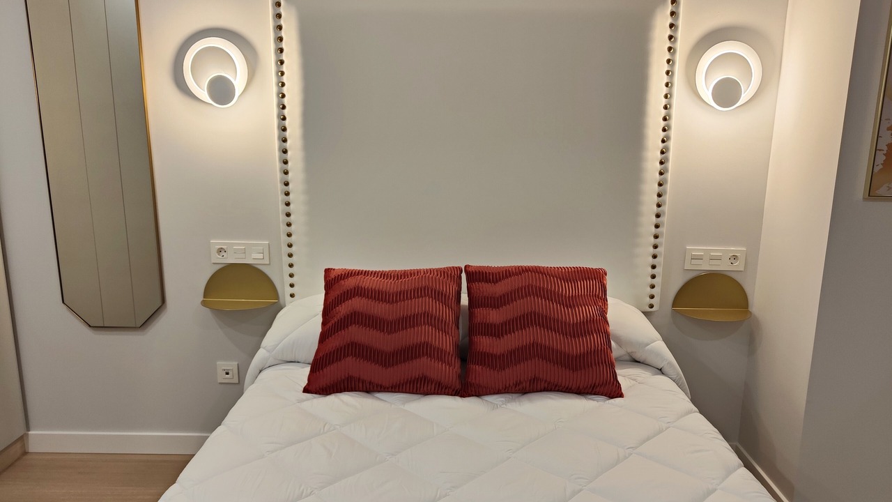 Photo of Bedroom in Oviedo City Centre