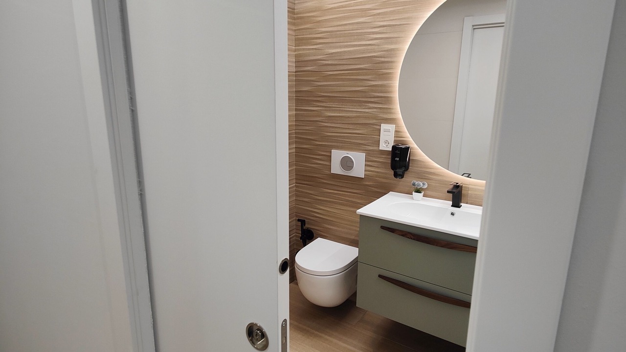 Photo of Bathroom in Oviedo City Centre