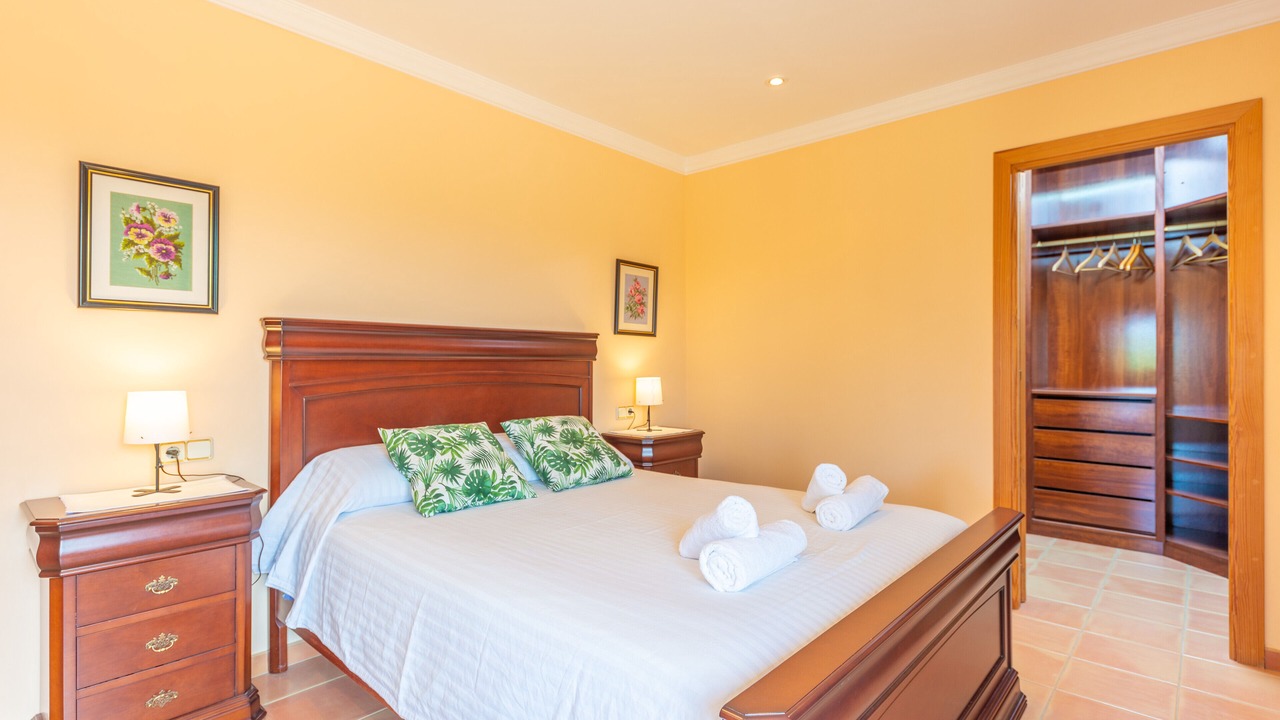 Photo of Bedroom in Es Garrovers