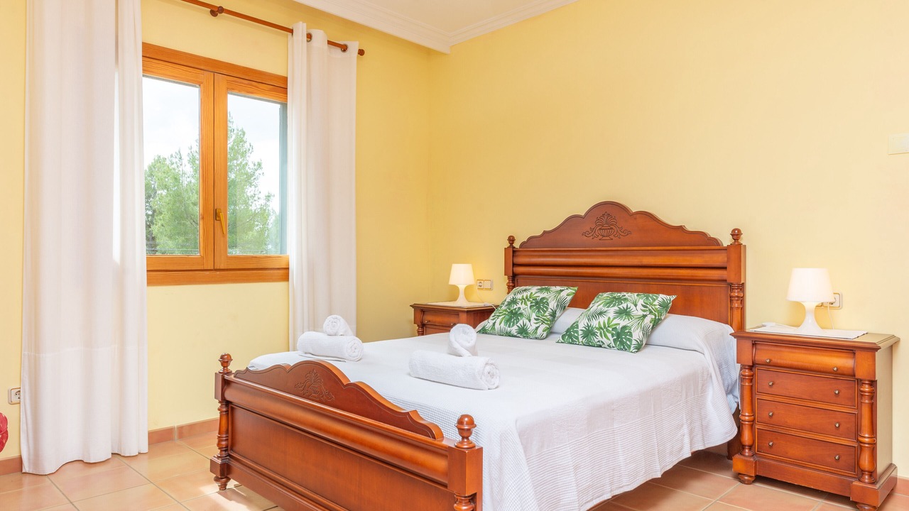 Photo of Bedroom in Es Garrovers