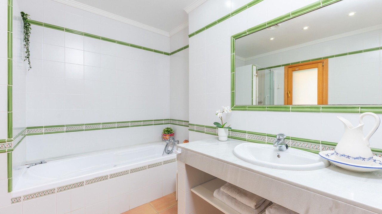 Photo of Bathroom in Es Garrovers