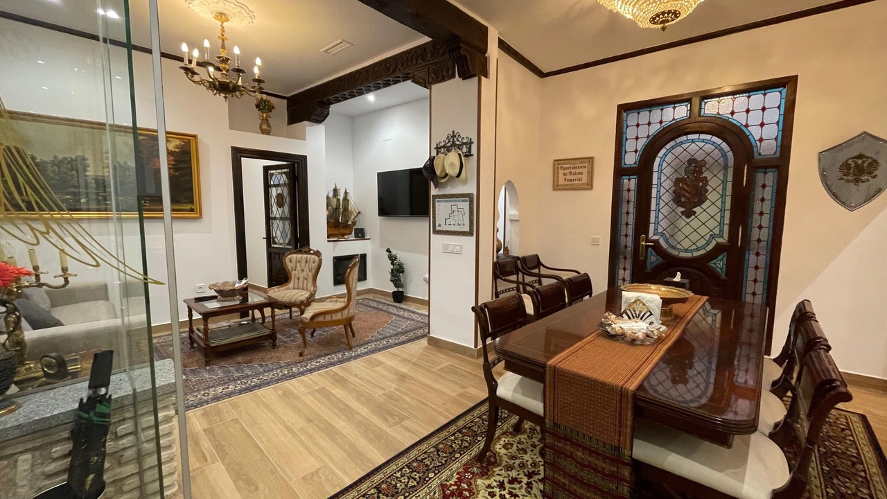 Photo of Livingroom in Toledo City Center