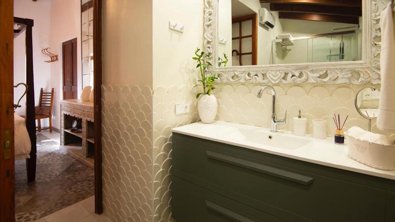Photo of Bathroom in Soller