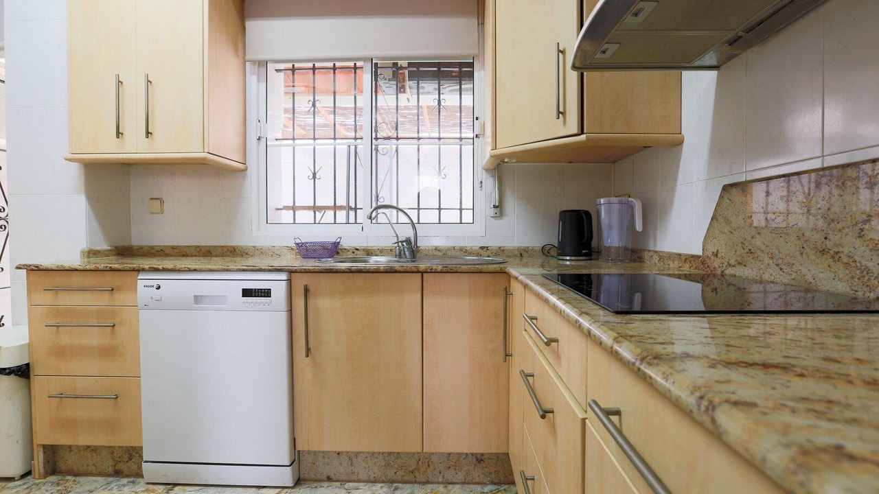 Photo of Kitchen in Los Nietos