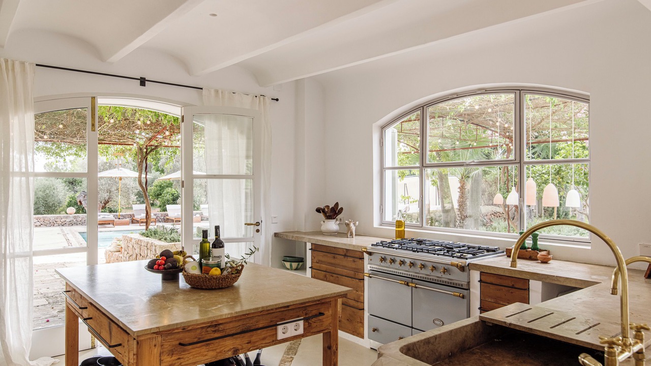 Photo of Kitchen in Es Garrovers