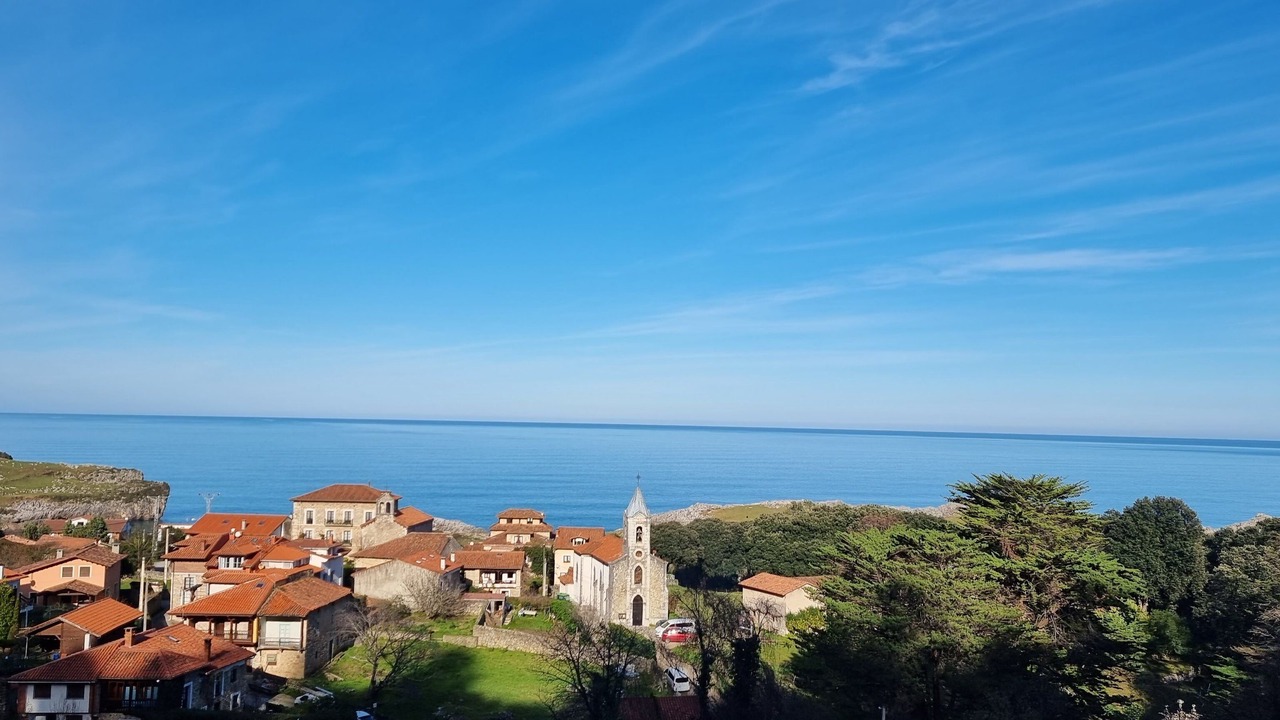 Photo of Others in Llanes