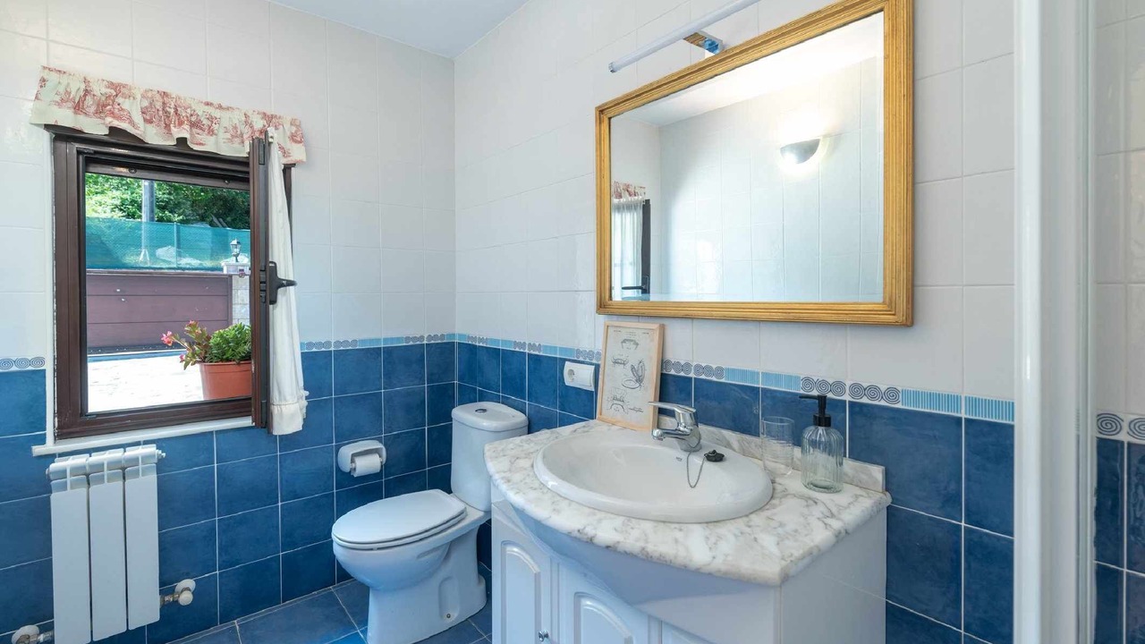 Photo of Bathroom in Llamigo