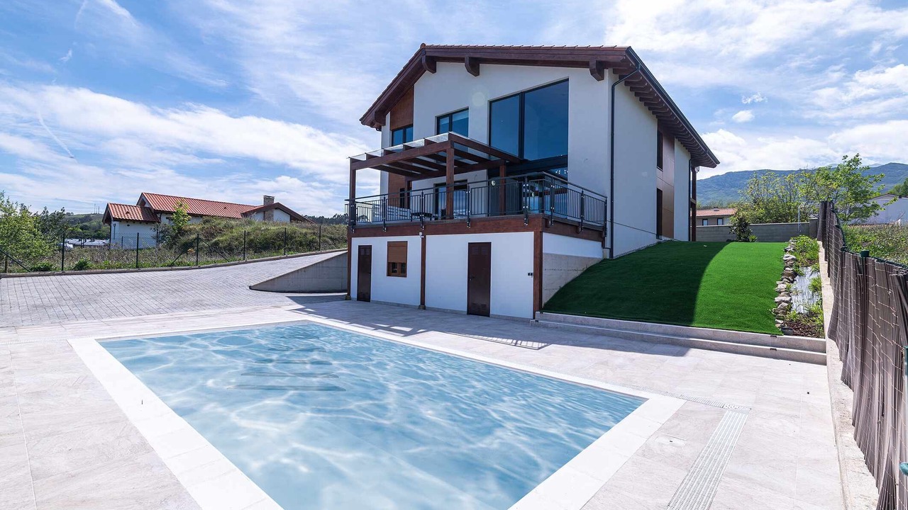 Photo of Patio Balcony in Llanes