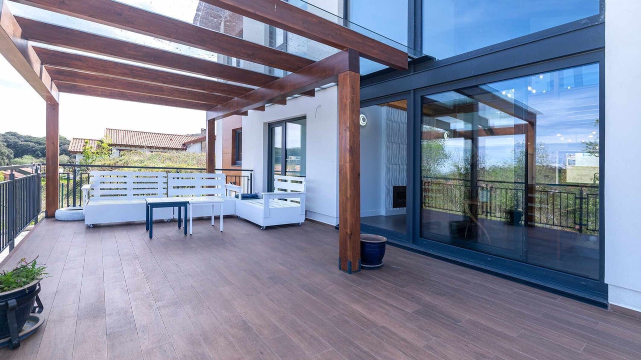Photo of Patio Balcony in Llanes