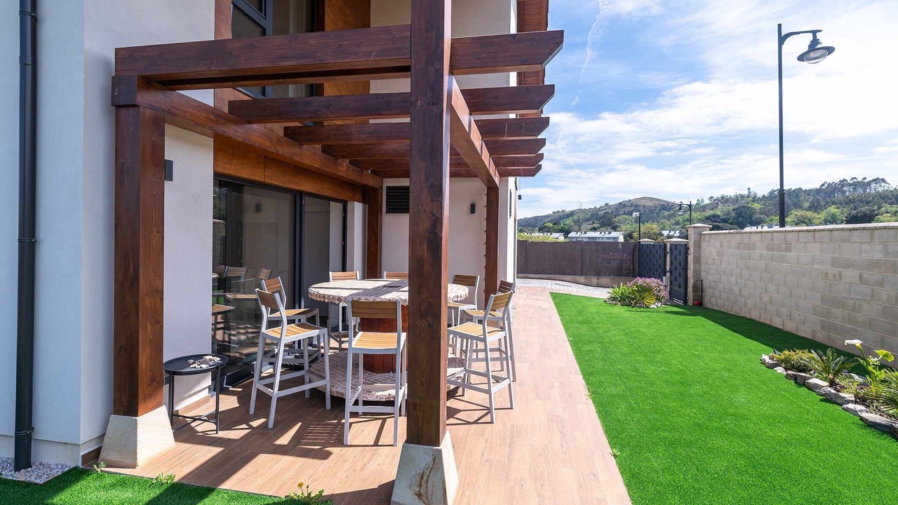 Photo of Patio Balcony in Llanes
