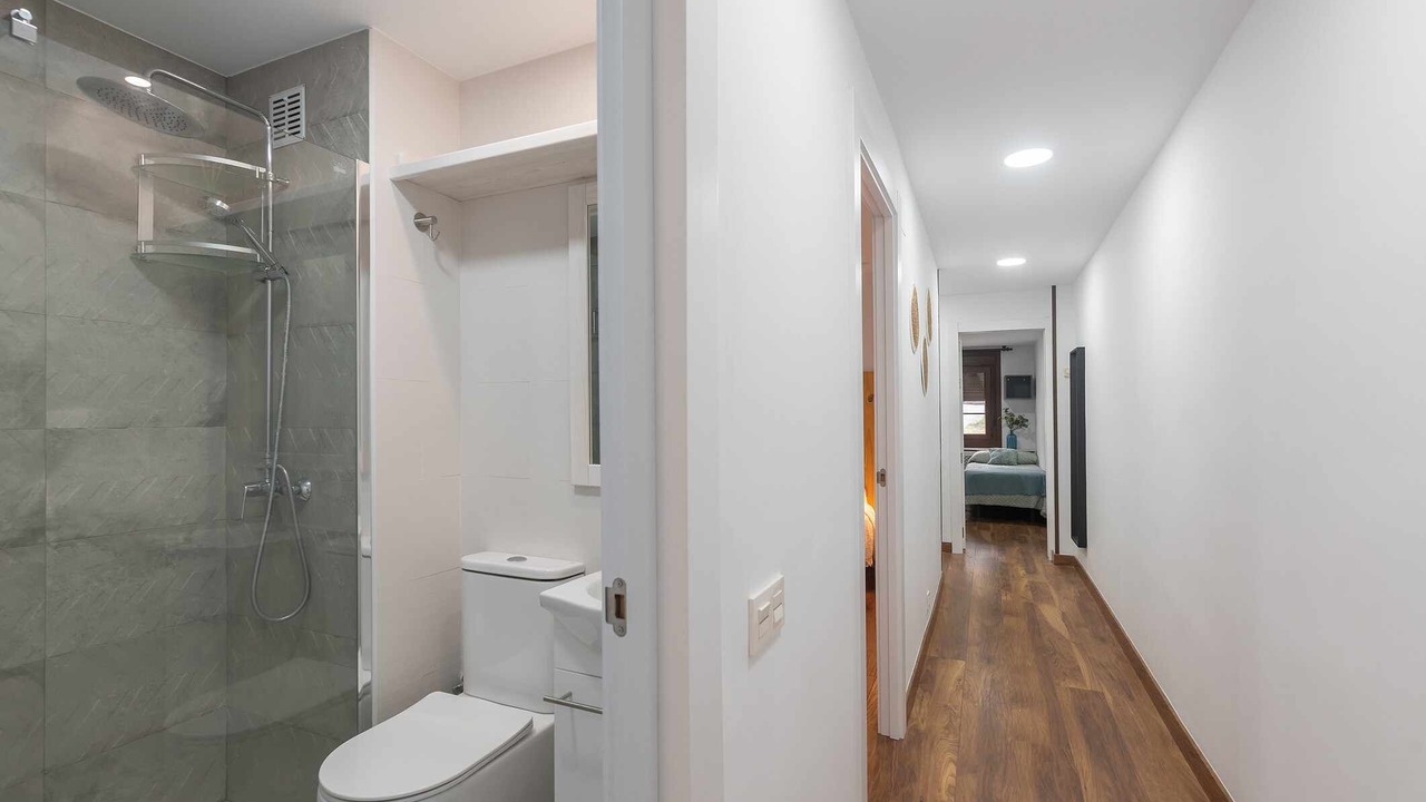 Photo of Bathroom in Andrin