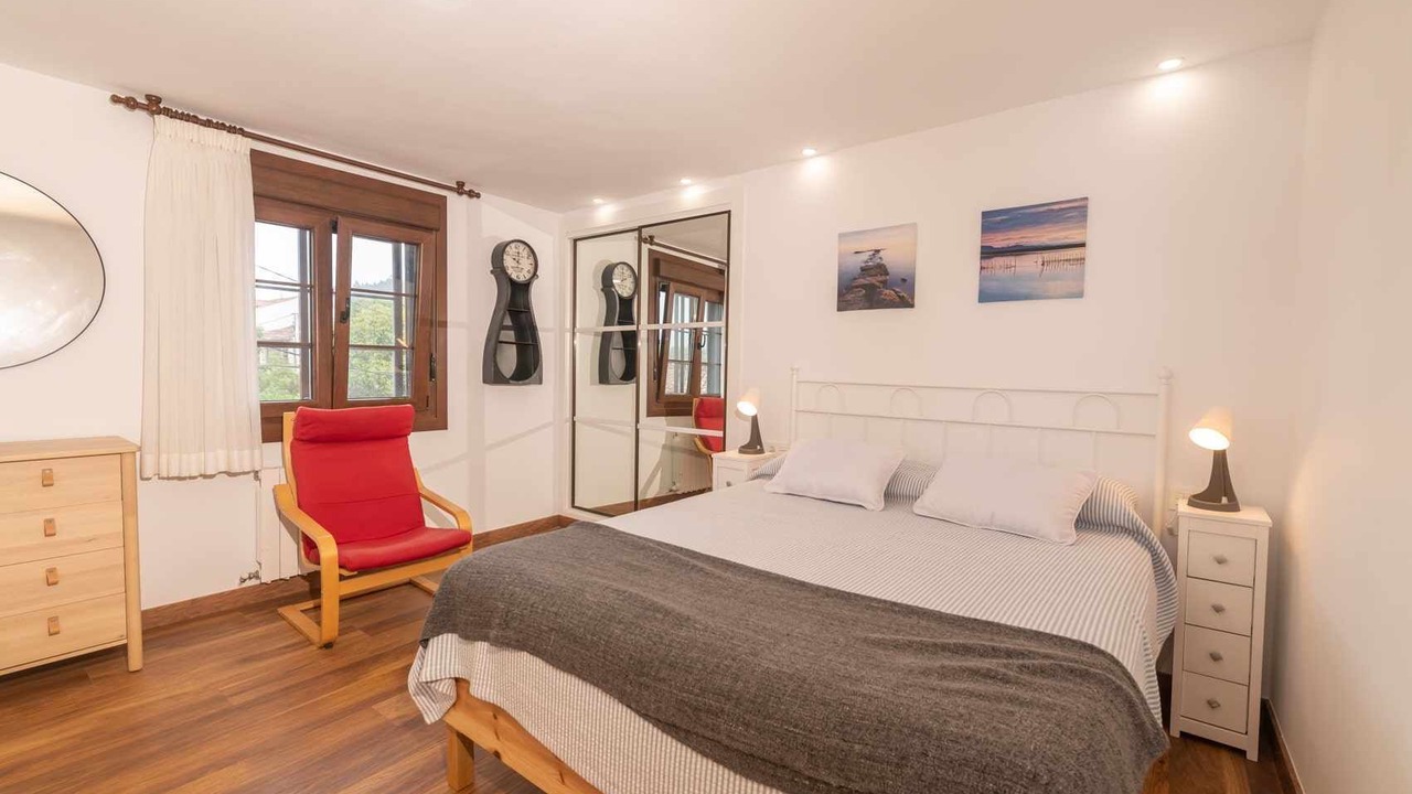Photo of Bedroom in Andrin