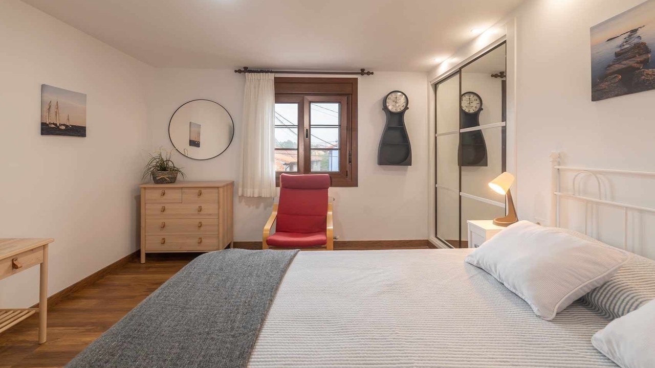 Photo of Bedroom in Andrin
