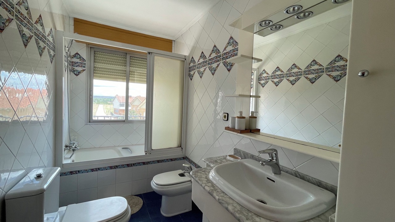 Photo of Bathroom in Agoncillo