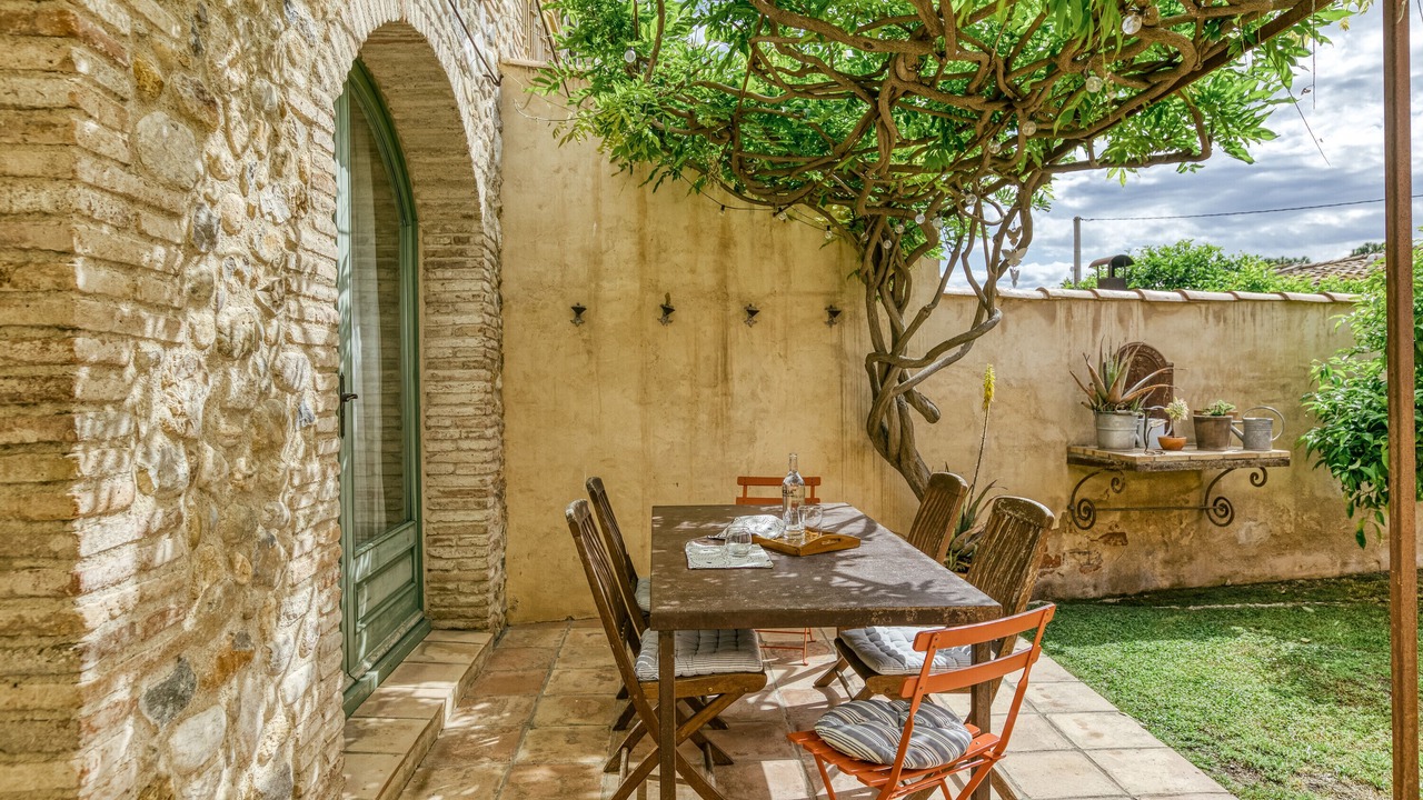 Photo of Outdoor in Riumors