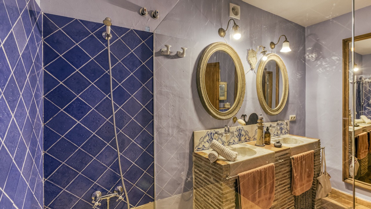 Photo of Bathroom in Riumors
