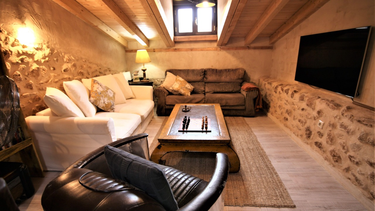 Photo of Livingroom in Montejo de la Vega de la Serrezuela