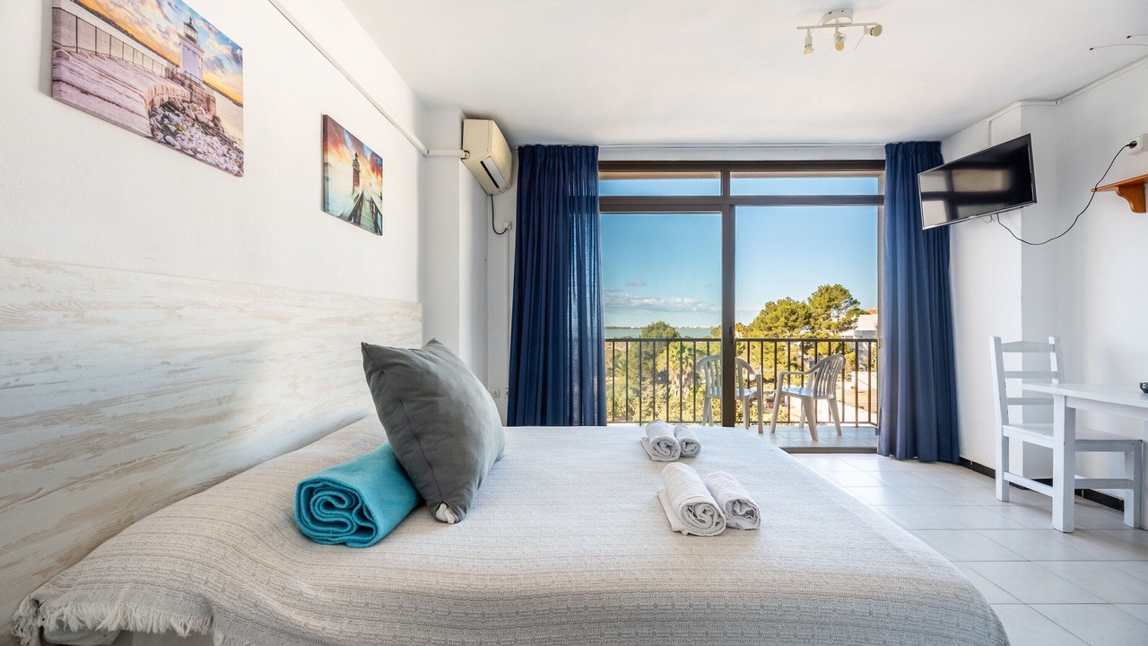 Photo of Bedroom in Es Pujols