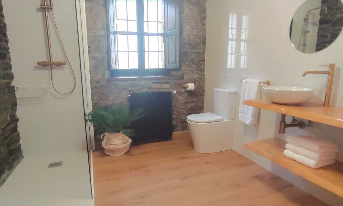 Photo of Bathroom in Caboalles de Abajo