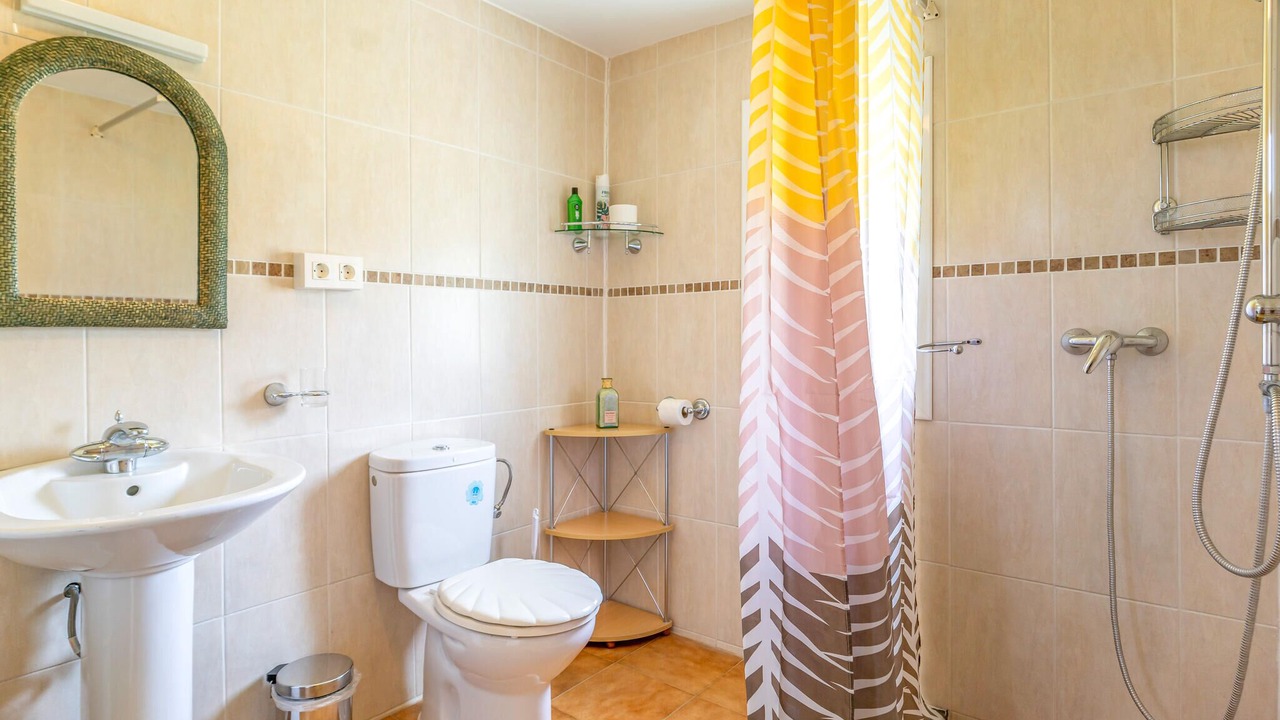 Photo of Bathroom in Alcala la Real