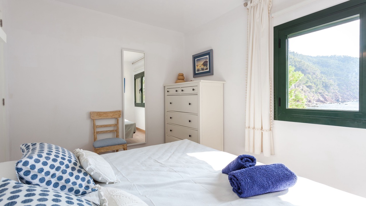 Photo of Bedroom in Banyalbufar