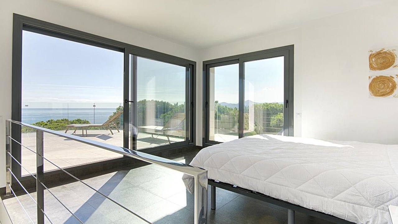 Photo of Bedroom in Llanca