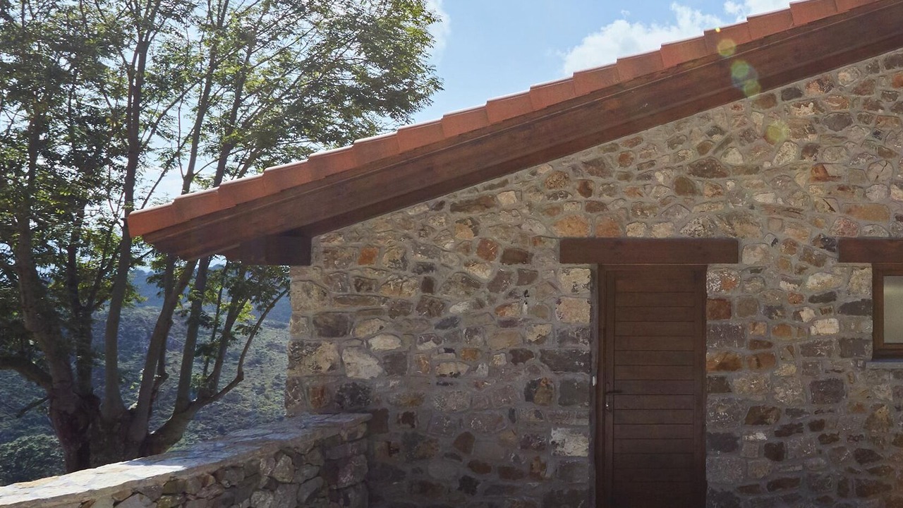 Photo of Outdoor in Collia