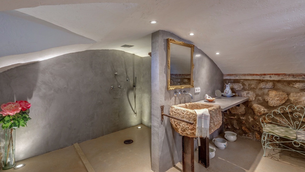 Photo of Bathroom in Fornalutx